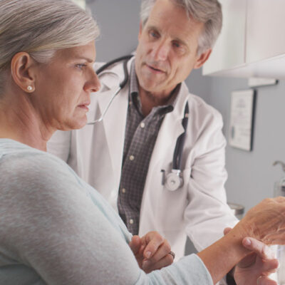 Understanding high cholesterol – Its symptoms and associated risk factors